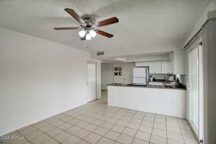 11820 N 42nd Dr, Phoenix, AZ 85029 - Photo 10