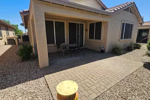 22946 W Desert Bloom St, Buckeye, AZ 85326 - Photo 12