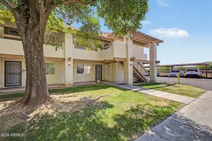 8838 North 8th St, Phoenix, AZ 85020 - Photo 2