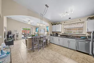 930 E Palomino Way, San Tan Valley, AZ 85143 - Photo 12