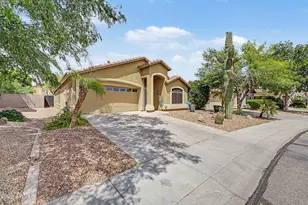 930 E Palomino Way, San Tan Valley, AZ 85143 - Photo 4
