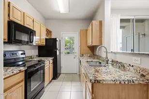 2929 W Yorkshire Dr, Phoenix, AZ 85027 - Photo 20