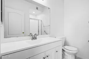 2929 W Yorkshire Dr, Phoenix, AZ 85027 - Photo 12