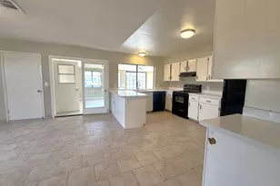 945 W Gemini Dr, Tempe, AZ 85283 - Photo 4