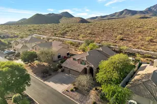 12736 E Paradise Dr, Scottsdale, AZ 85259 - Photo 32