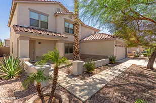 3219 W Molly Ln, Phoenix, AZ 85083 - Photo 2