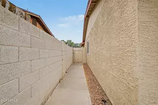 744 E Appaloosa Rd, Gilbert, AZ 85296 - Photo 30