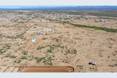 1 239th Avenue #-, Wittmann, AZ 85361 - Photo 8