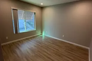 8587 N 107th Ln, Peoria, AZ 85345 - Photo 16