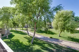 9430 E Mission Ln, Scottsdale, AZ 85258 - Photo 14