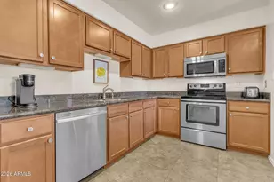 9430 E Mission Ln, Scottsdale, AZ 85258 - Photo 8