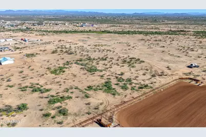 4 239th Avenue #-, Wittmann, AZ 85361 - Photo 16