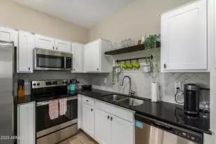 2268 W Laurie Ln, Phoenix, AZ 85021 - Photo 4