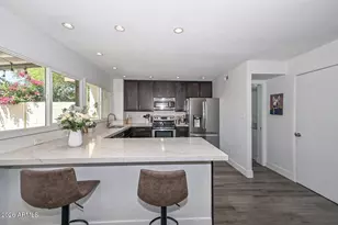 8305 E Vista Dr, Scottsdale, AZ 85250 - Photo 18