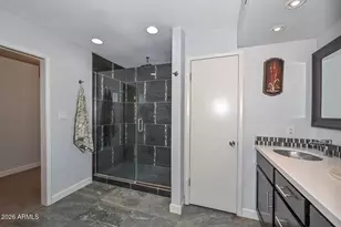 8305 E Vista Dr, Scottsdale, AZ 85250 - Photo 26