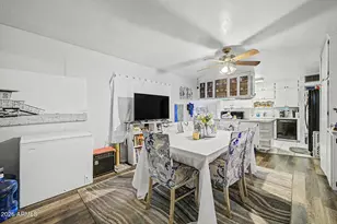 3234 W Corrine Dr, Phoenix, AZ 85029 - Photo 10