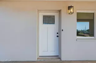 215 S 82nd Way, Mesa, AZ 85208 - Photo 6
