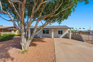 215 S 82nd Way, Mesa, AZ 85208 - Photo 4