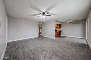 10411 N 11th Ave, Phoenix, AZ 85021 - Photo 6