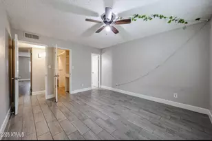 10411 N 11th Ave, Phoenix, AZ 85021 - Photo 8