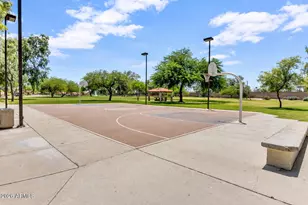 7826 W Kerry Ln, Glendale, AZ 85308 - Photo 48