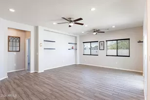 10683 W Buena Vista Dr, Arizona City, AZ 85123 - Photo 6