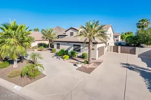 5322 W Whispering Wind Dr, Glendale, AZ 85310 - Photo 4