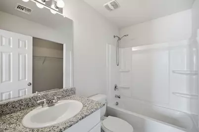 135 E Watson Place, Casa Grande, AZ 85122 - Photo 8