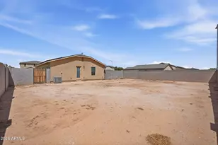 135 E Watson Pl, Casa Grande, AZ 85122 - Photo 22