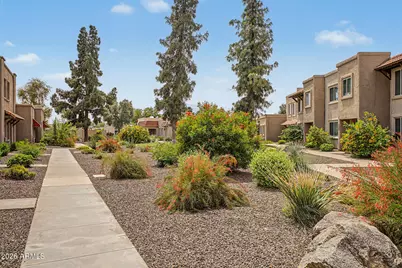 5943 N 83rd Street, Scottsdale, AZ 85250 - Photo 2