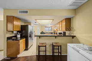 601 E Wescott Dr, Phoenix, AZ 85024 - Photo 16