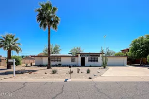 3039 E Charter Oak Rd, Phoenix, AZ 85032 - Photo 2