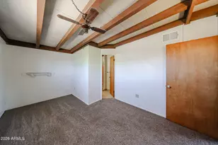 3039 E Charter Oak Rd, Phoenix, AZ 85032 - Photo 18