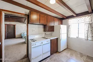 3039 E Charter Oak Rd, Phoenix, AZ 85032 - Photo 8