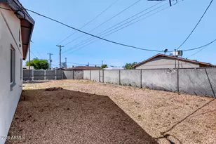 8844 N 40th Ave, Phoenix, AZ 85051 - Photo 24