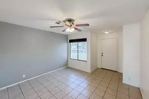 15724 W Smokey Dr, Surprise, AZ 85374 - Photo 8