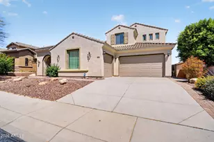 6894 W Mazatzal Dr, Peoria, AZ 85383 - Photo 2
