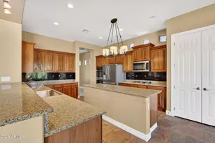 6894 W Mazatzal Dr, Peoria, AZ 85383 - Photo 10