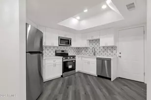 4126 W Boca Raton Rd, Phoenix, AZ 85053 - Photo 8