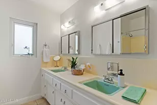 222 E Hayward Ave, Phoenix, AZ 85020 - Photo 22