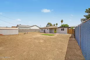 4216 N 31st Dr, Phoenix, AZ 85017 - Photo 20