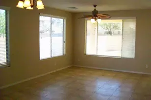 3124 S Lois Ln, Gilbert, AZ 85295 - Photo 6
