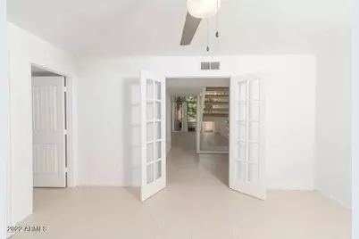334 W Medlock Drive #Unit B104, Phoenix, AZ 85013 - Photo 10