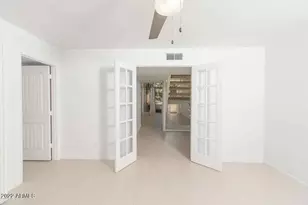 334 W Medlock Dr, Phoenix, AZ 85013 - Photo 10