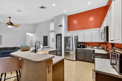 13825 W Montebello Avenue, Litchfield Park, AZ 85340 - Photo 12