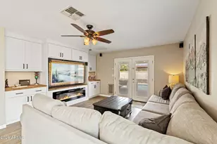 560 W Emerald Ave, Mesa, AZ 85210 - Photo 8