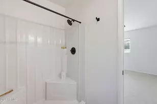 2201 E Gretta Pl, Phoenix, AZ 85022 - Photo 26