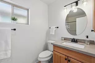2201 E Gretta Pl, Phoenix, AZ 85022 - Photo 18