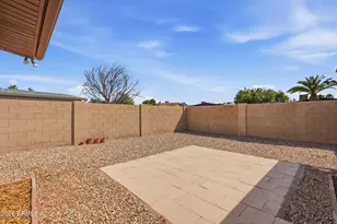 2201 E Gretta Pl, Phoenix, AZ 85022 - Photo 30