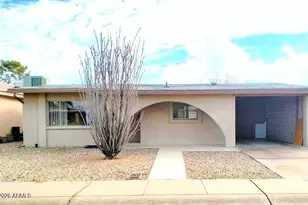 2201 E Gretta Pl, Phoenix, AZ 85022 - Photo 1